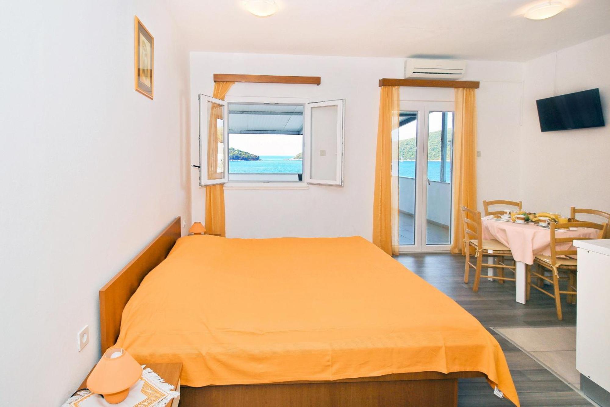 Apartments Ane Molunat Exterior photo
